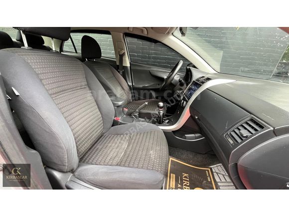 *Kırbaşlar Auto* 2011 MOD 379.000 KM DE TOYOTA COROLLA 1.4 D4D