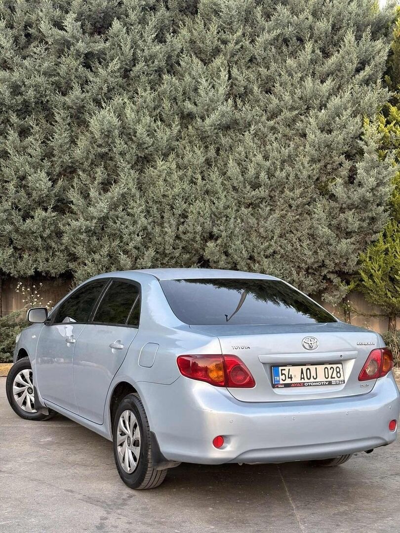 Galeriden Toyota Corolla 1.4 D-4D Comfort 2008 Model Düzce 229.000 km Mavi 4