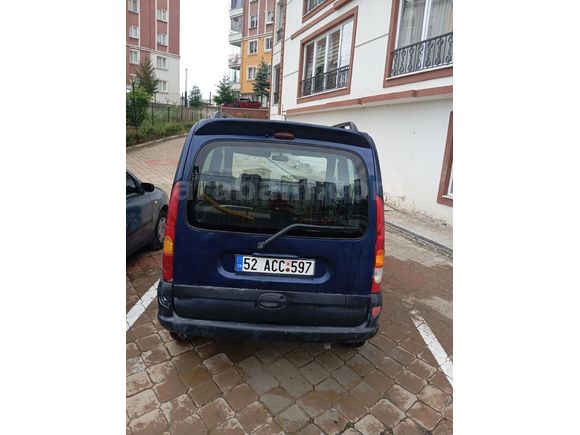 Sahibinden Renault Kangoo 1.4 RNA 2000 Model