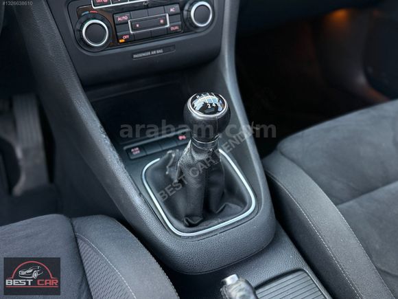 VW GOLF 1.4 TSİ HİGHLİNE - 82 BİNDE - SNROUF-KATLANIR AYNA FULL