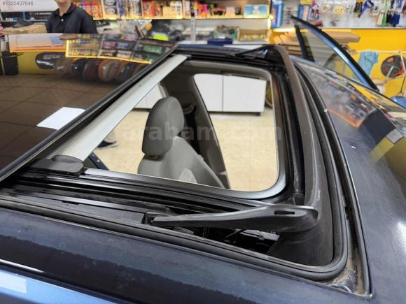 2013 MODEL GOLF 7 DÜŞÜK KM CAM TAVAN OTOMATİK VİTES