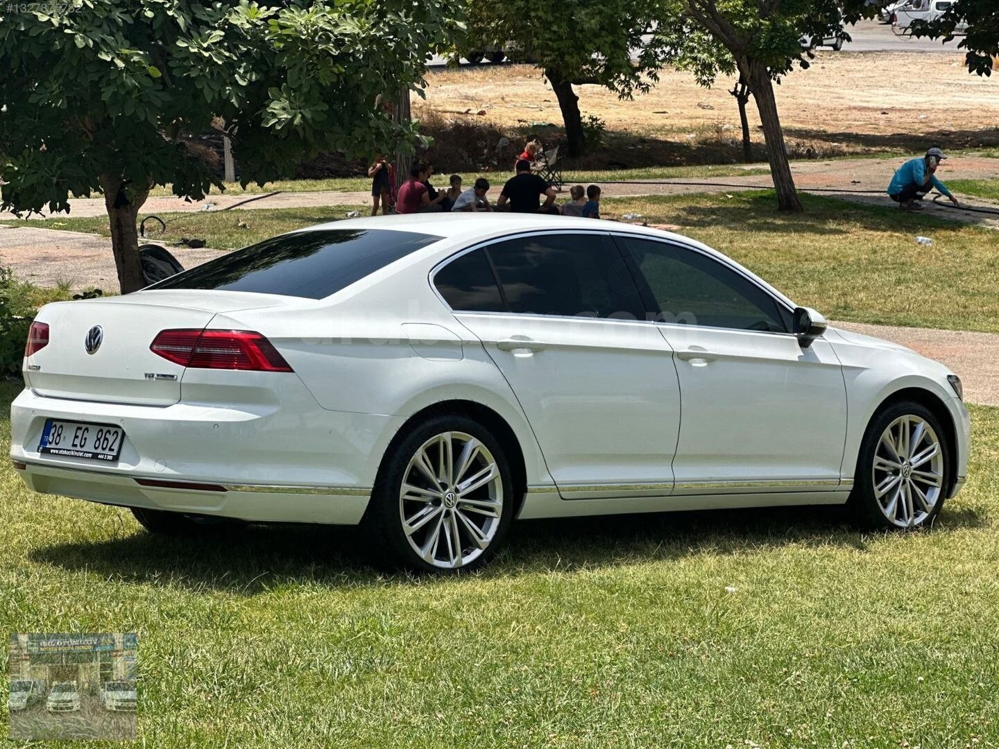 Galeriden Volkswagen Passat 1.4 TSi BlueMotion Highline 2016 Model Gaziantep 172.000 km Beyaz 5