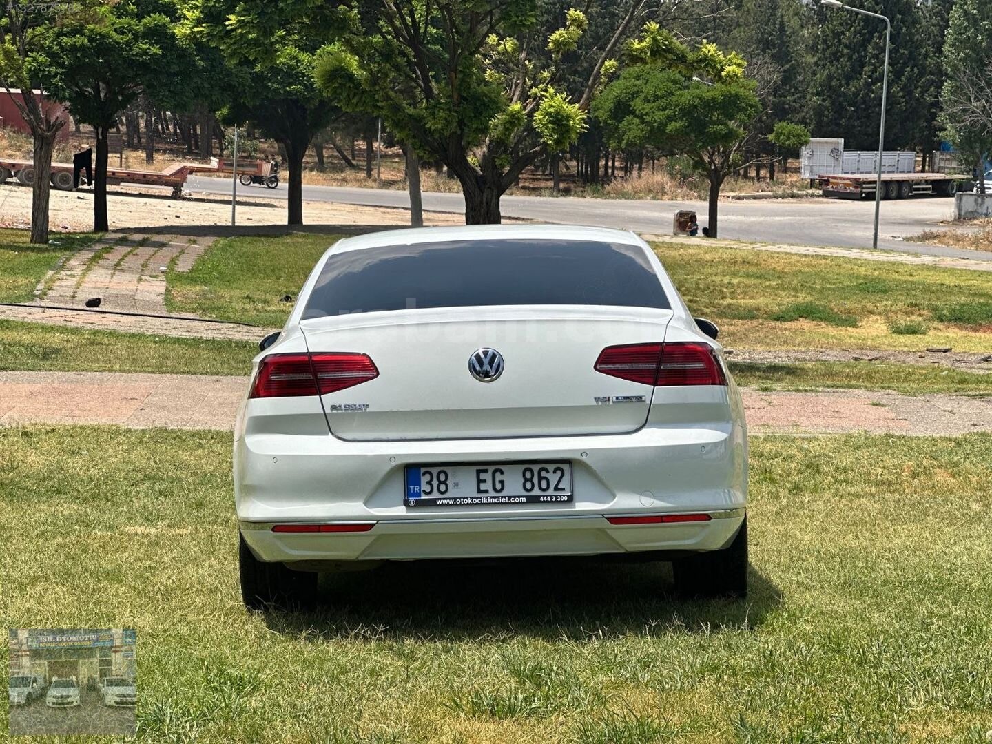 Galeriden Volkswagen Passat 1.4 TSi BlueMotion Highline 2016 Model Gaziantep 172.000 km Beyaz 3