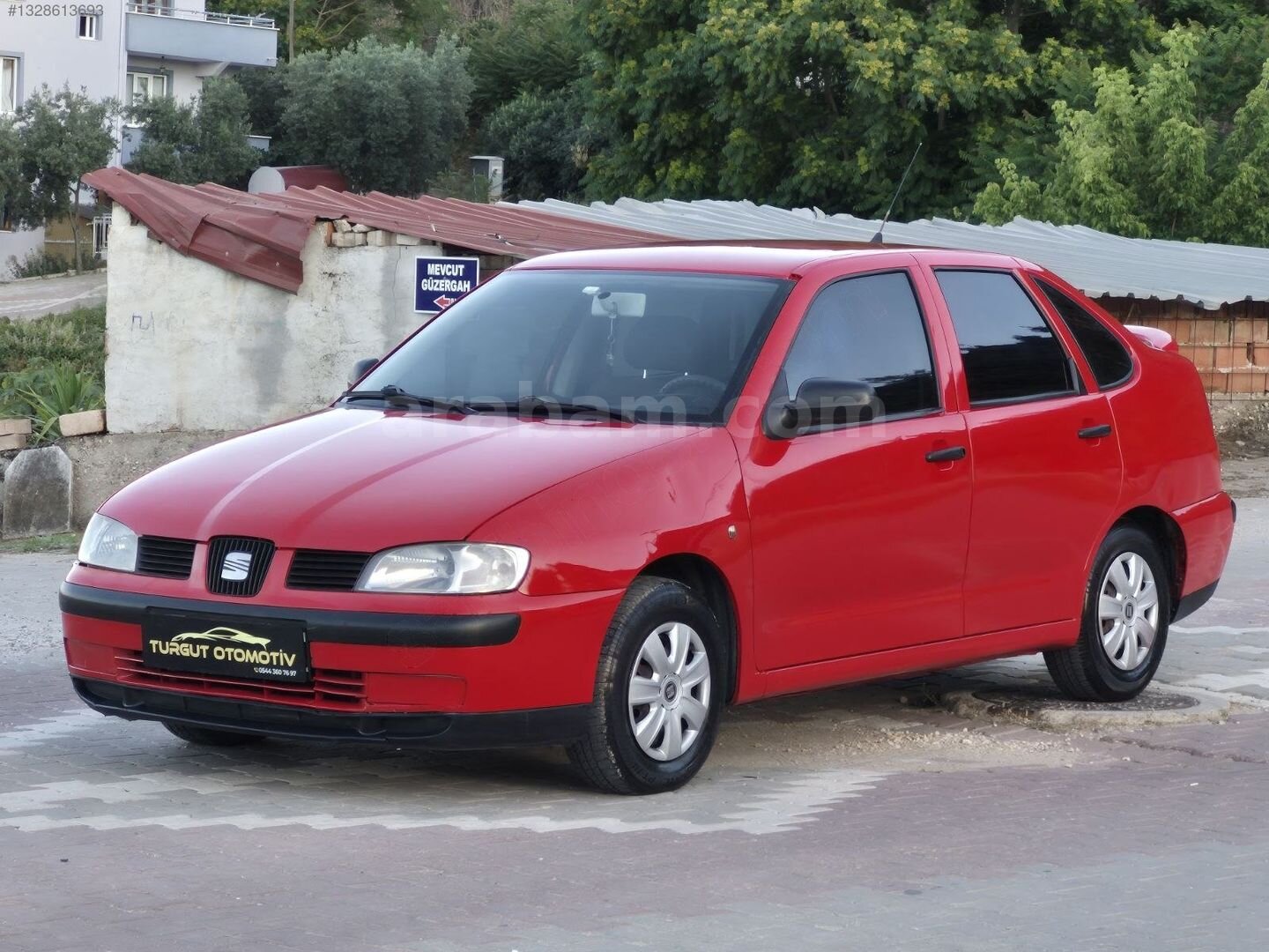 Galeriden Seat Cordoba 1.6 Signo 2001 Model Bilecik 179.000 km Kırmızı 2