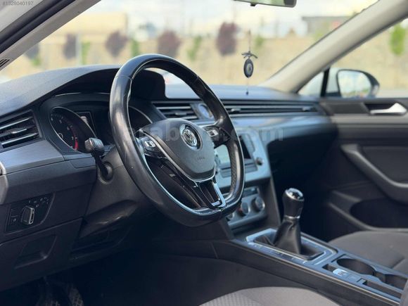 2017-81.000KM-ORİJİNAL-VWPASSAT