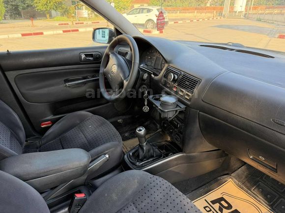 98 Model Golf 1.6 Benzin LPG Klimalı
