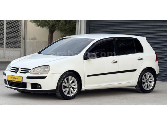 GOLF 5 1.6 COMFORTLİNE DÜZ MOTOR