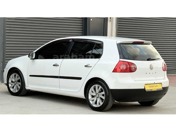 GOLF 5 1.6 COMFORTLİNE DÜZ MOTOR