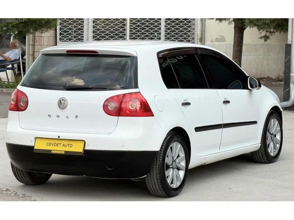 GOLF 5 1.6 COMFORTLİNE DÜZ MOTOR
