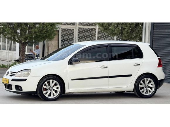 GOLF 5 1.6 COMFORTLİNE DÜZ MOTOR