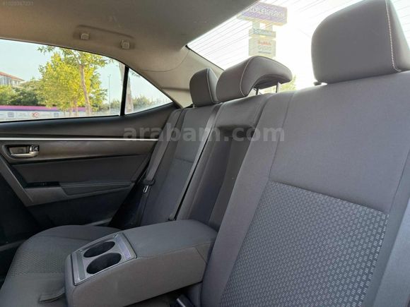 BUDAKOĞLU'ndan TOYOTA COROLLA OTOMATİK 1.4 D-4D