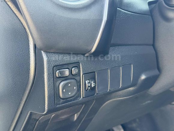 BUDAKOĞLU'ndan TOYOTA COROLLA OTOMATİK 1.4 D-4D