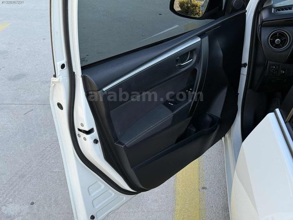 BUDAKOĞLU'ndan TOYOTA COROLLA OTOMATİK 1.4 D-4D
