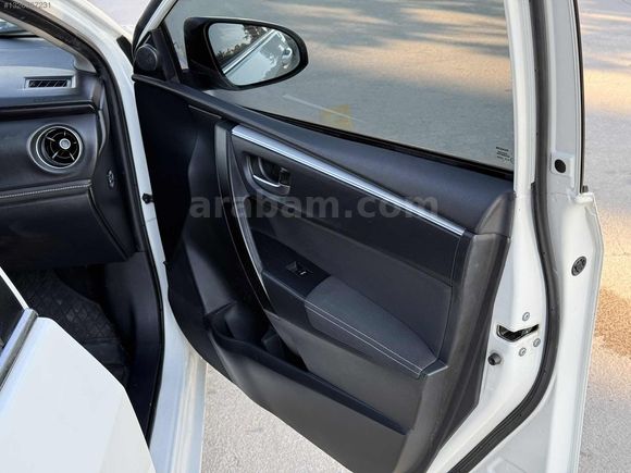 BUDAKOĞLU'ndan TOYOTA COROLLA OTOMATİK 1.4 D-4D