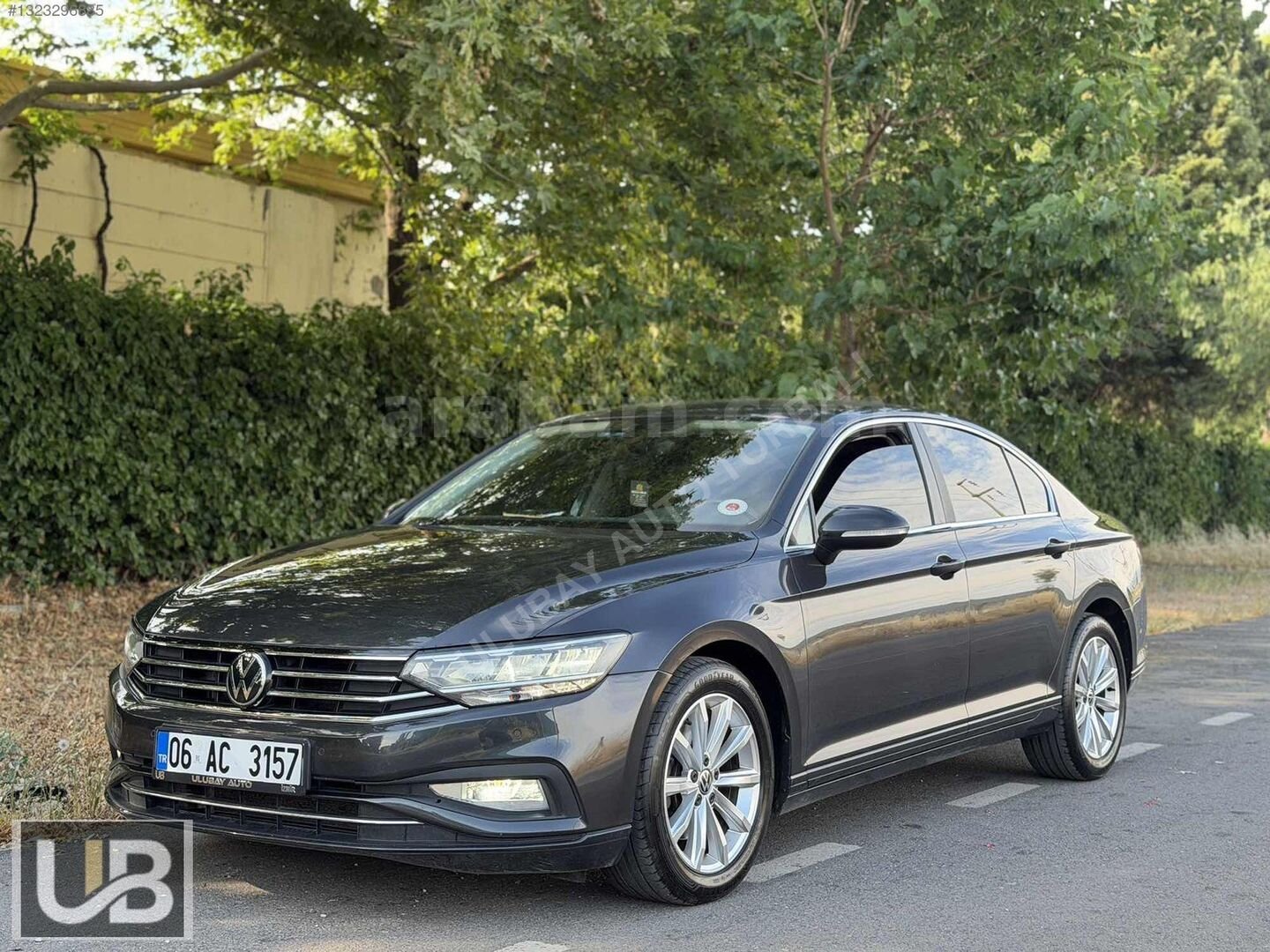 Galeriden Volkswagen Passat 1.6 TDi BlueMotion Business 2020 Model İzmir 175.000 km Gri 3