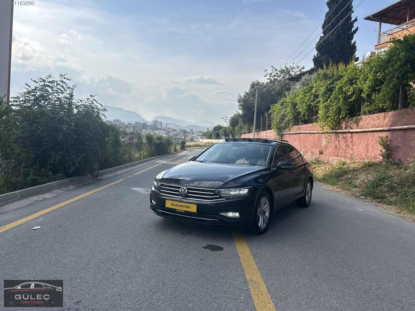 Galeriden Volkswagen Passat 1.6 TDi BlueMotion Business 2020 Model Mersin 275.000 km Siyah 2