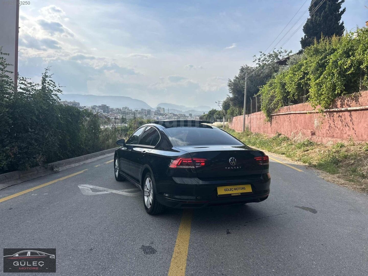 Galeriden Volkswagen Passat 1.6 TDi BlueMotion Business 2020 Model Mersin 275.000 km Siyah 4
