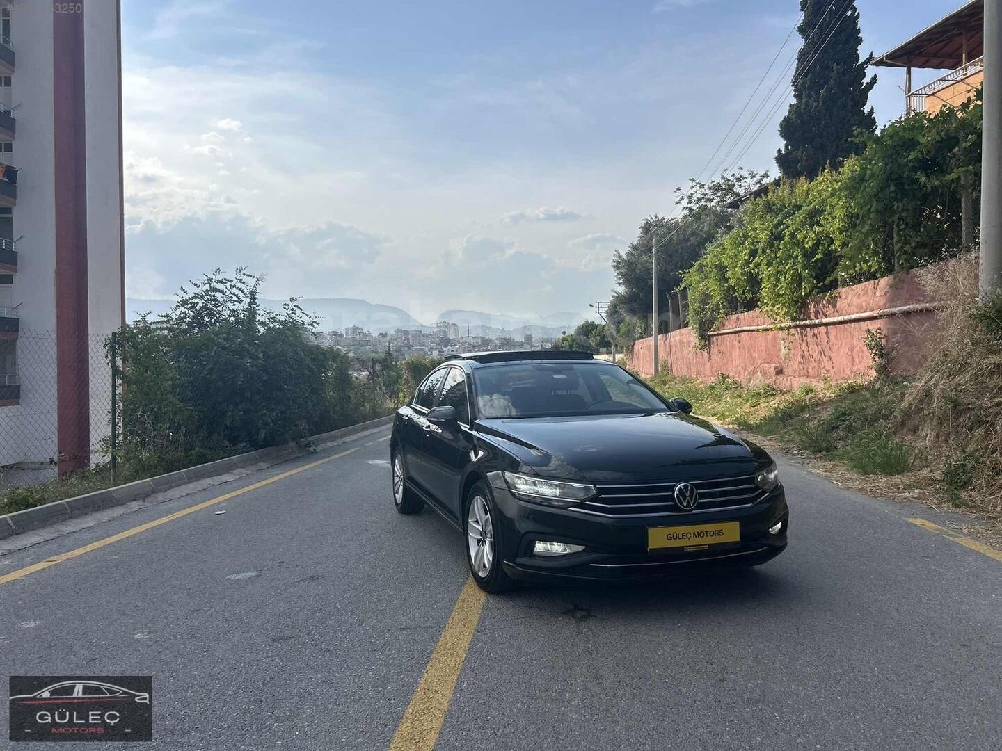 Galeriden Volkswagen Passat 1.6 TDi BlueMotion Business 2020 Model Mersin 275.000 km Siyah 3