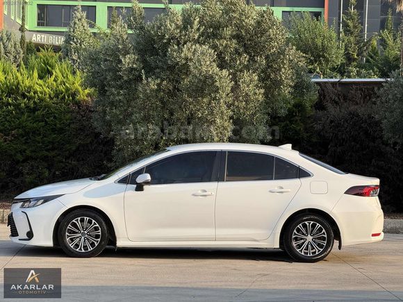 2020 1.6 VİSİON KAR BEYAZ+ÇELİK JANT+GERİ GÖRÜŞ+NAVİGASYON+LPG