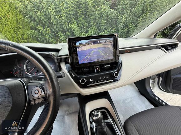 2020 1.6 VİSİON KAR BEYAZ+ÇELİK JANT+GERİ GÖRÜŞ+NAVİGASYON+LPG
