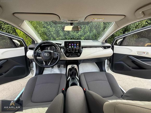 2020 1.6 VİSİON KAR BEYAZ+ÇELİK JANT+GERİ GÖRÜŞ+NAVİGASYON+LPG