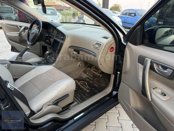VOLVO S60 2.TURBO POWERSHİFT 180 HP DEĞİŞENSİZ TEMİZ BAKIMLI
