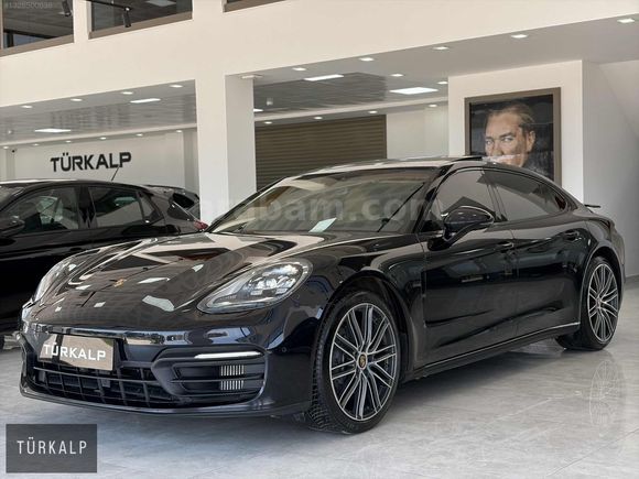 TÜRKALP PLAZA'DAN PORSCHE PANAMERA4 EXECUTİVE LONG BAYİİ HATASIZ