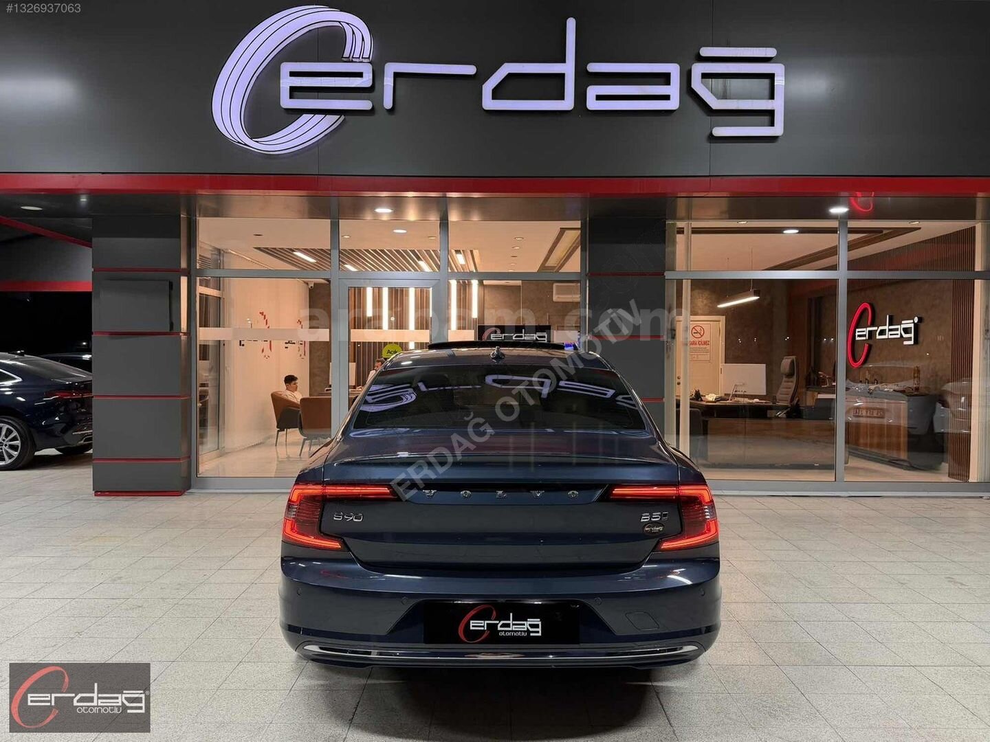 Galeriden Volvo S90 2.0 D B5 Plus Bright 2021 Model Eskişehir 127.000 km Mavi 5