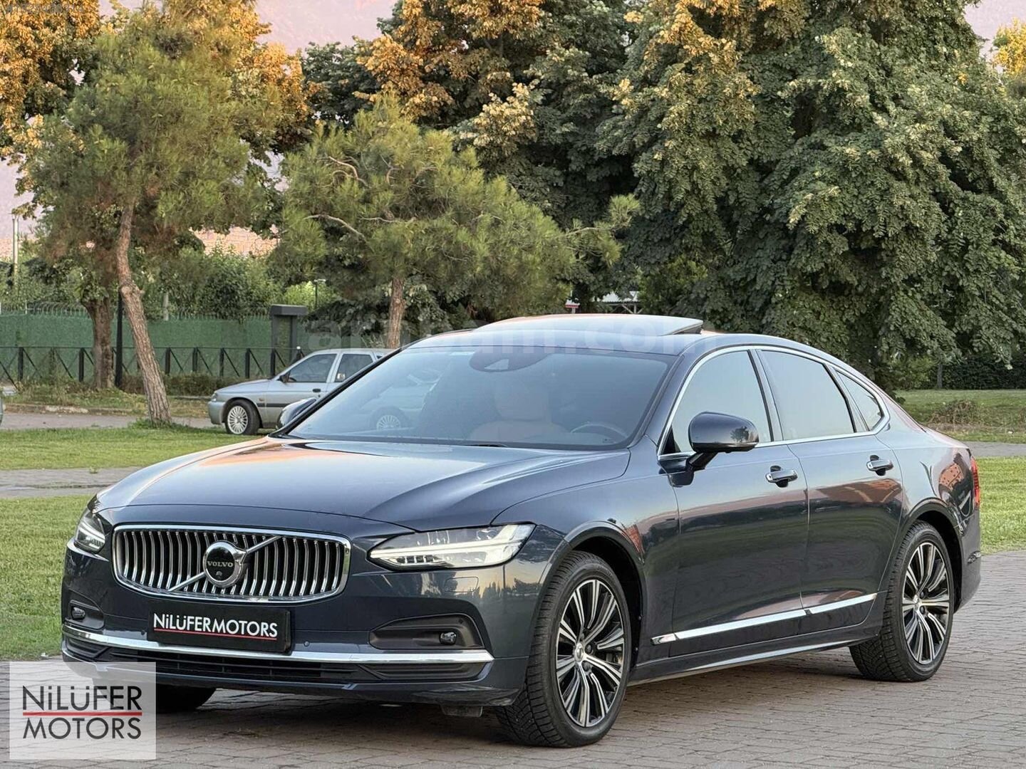 Galeriden Volvo S90 2.0 D B5 Inscription 2020 Model Bursa 109.000 km Mavi 3