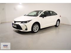 Toyota Corolla 1.8 Dream-2025-Kredi Kartına 12 Ay Taksit İmkanı