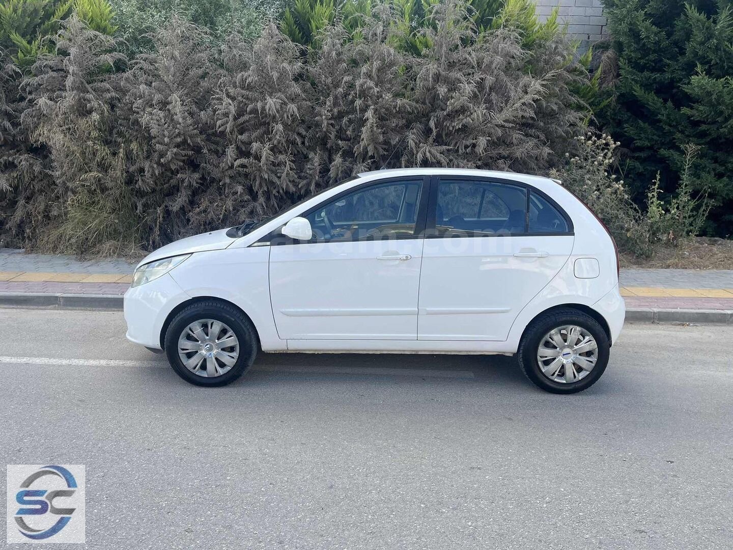 Galeriden Tata Vista 1.3 TDI Quadrojet Aura 2011 Model Bursa 238.854 km Beyaz 6