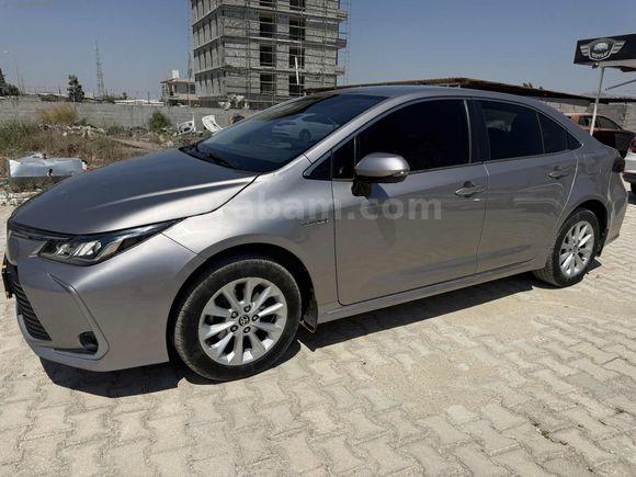 2021 model Toyota Corolla Hybrit 75 bin km