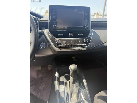 2021 model Toyota Corolla Hybrit 75 bin km
