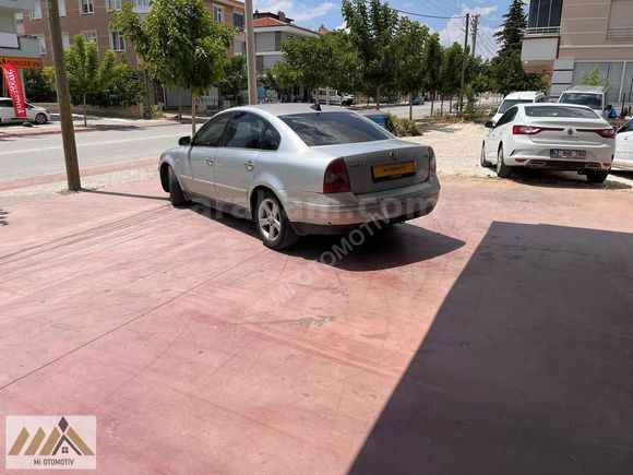Mİ OTOMOTİVDEN TEMİZ ÇİFT PASSAT