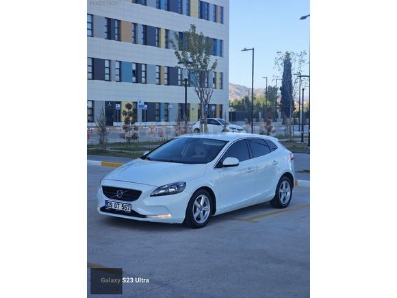 2015 MODEL VOLVO V40 PREMİUM PAKET