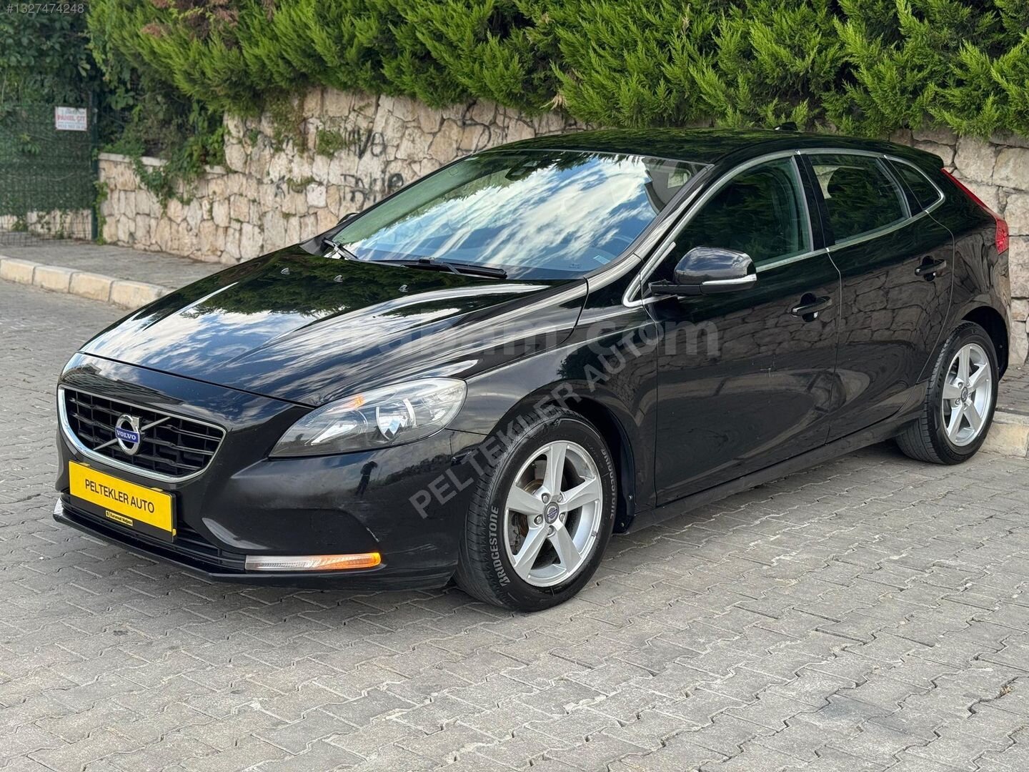 Galeriden Volvo V40 1.6 D 2013 Model İzmir 200.000 km Siyah 4