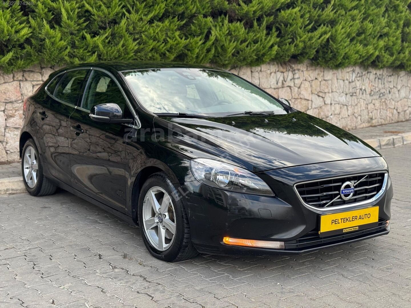 Galeriden Volvo V40 1.6 D 2013 Model İzmir 200.000 km Siyah 6