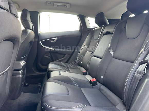 VOLVO V40 DEĞİŞEN YOK 2013 MD TERTEMİZ