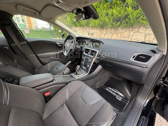 VOLVO V40 DEĞİŞEN YOK 2013 MD TERTEMİZ