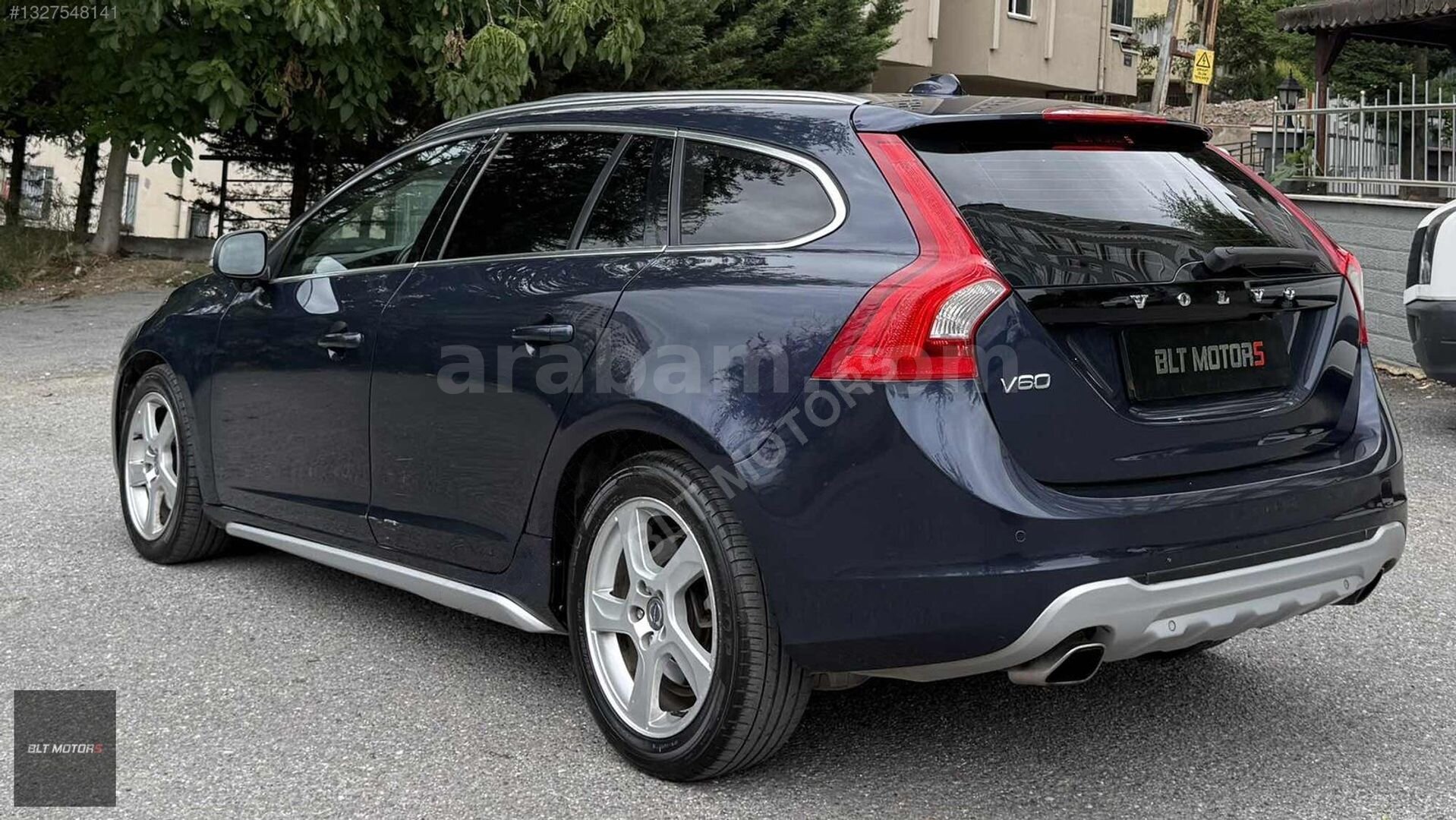 Galeriden Volvo V60 1.6 T4 R-Design 2011 Model İstanbul 190.000 km Lacivert 6