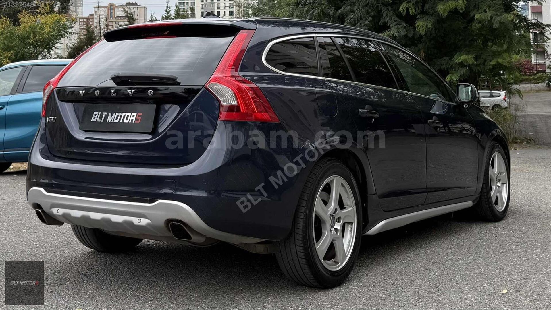 Galeriden Volvo V60 1.6 T4 R-Design 2011 Model İstanbul 190.000 km Lacivert 4