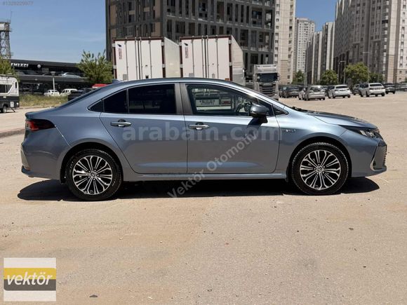 2021 COROLLA 1.8 HYBRID FLAME X-PACK, 119.000 KM