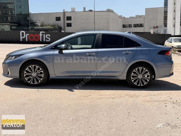2021 COROLLA 1.8 HYBRID FLAME X-PACK, 119.000 KM