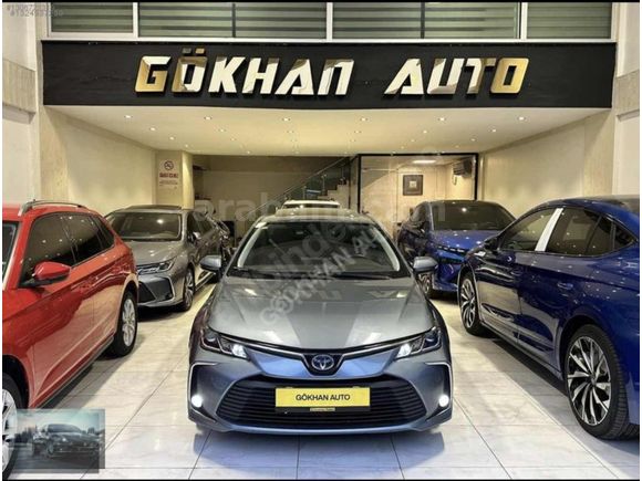 2022 COROLLA FLAME X-PACK 130 BİN KM DE SANROFLU