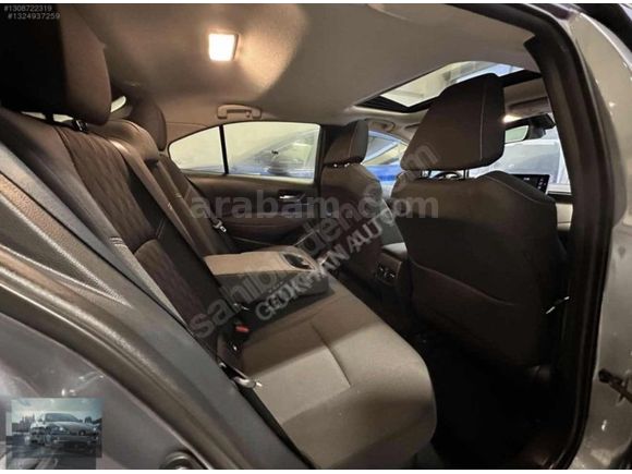 2022 COROLLA FLAME X-PACK 130 BİN KM DE SANROFLU
