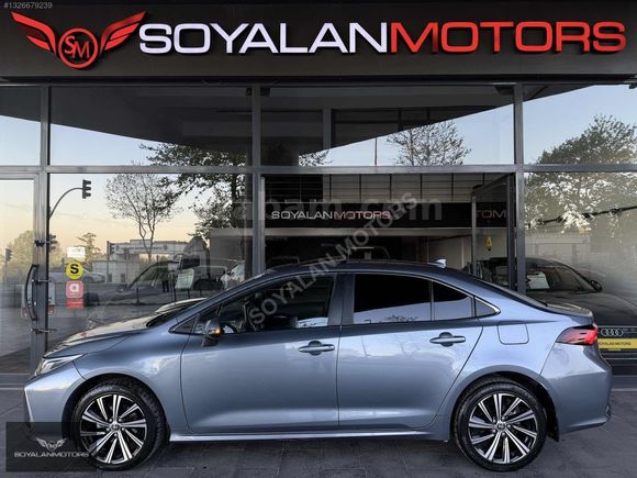 2023 ÇIKIŞLI 37.000 KM'DE COROLLA HYBRİD FLAME X-PACK SERVİS BKM