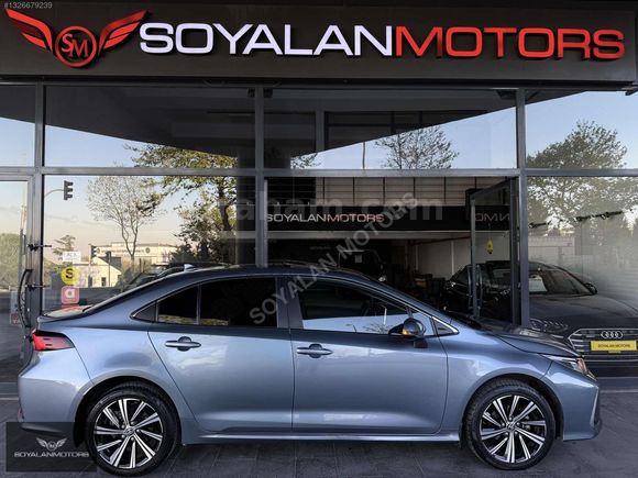 2023 ÇIKIŞLI 37.000 KM'DE COROLLA HYBRİD FLAME X-PACK SERVİS BKM