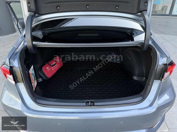 2023 ÇIKIŞLI 37.000 KM'DE COROLLA HYBRİD FLAME X-PACK SERVİS BKM