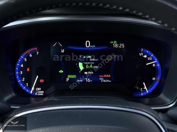 2023 ÇIKIŞLI 37.000 KM'DE COROLLA HYBRİD FLAME X-PACK SERVİS BKM