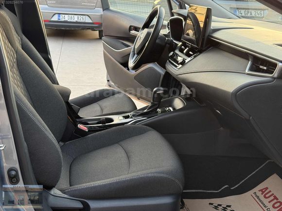 BOYASIZ HATASIZ 2023 COROLLA FLAME X-PACK 94 BİN KM'DE 140 HP